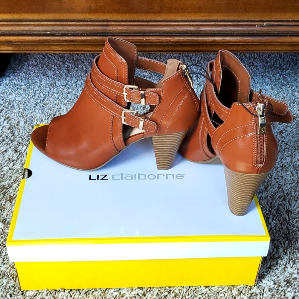 Liz Claiborne Heel